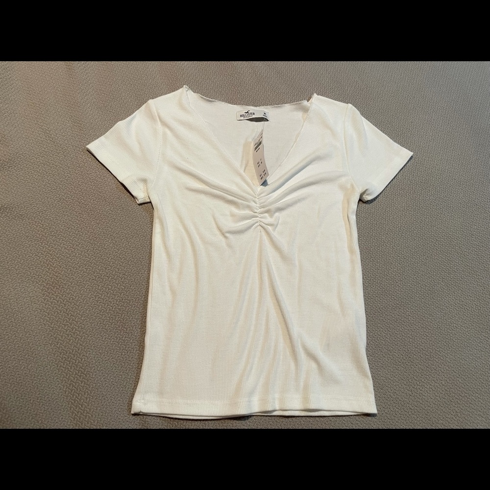 White Hollister Scrunch V Neck Shirt